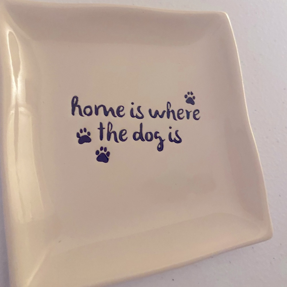 Dog Trinket Holder